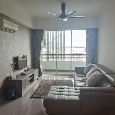 Rnc 6 Apartment Ипох Екстериор снимка