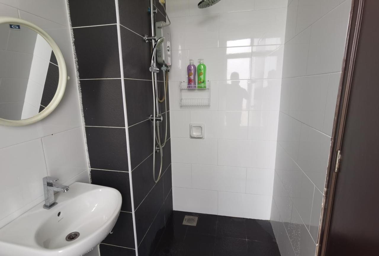 Rnc 6 Apartment Ипох Екстериор снимка